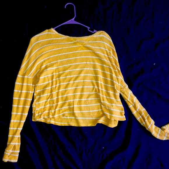 long sleeve crop - Picture 1 of 2
